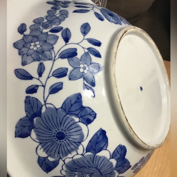 Vintage Canton Collection Blue & White Ceramic Bowl (W 12” x H 3.25”) - Picture 5 of 10